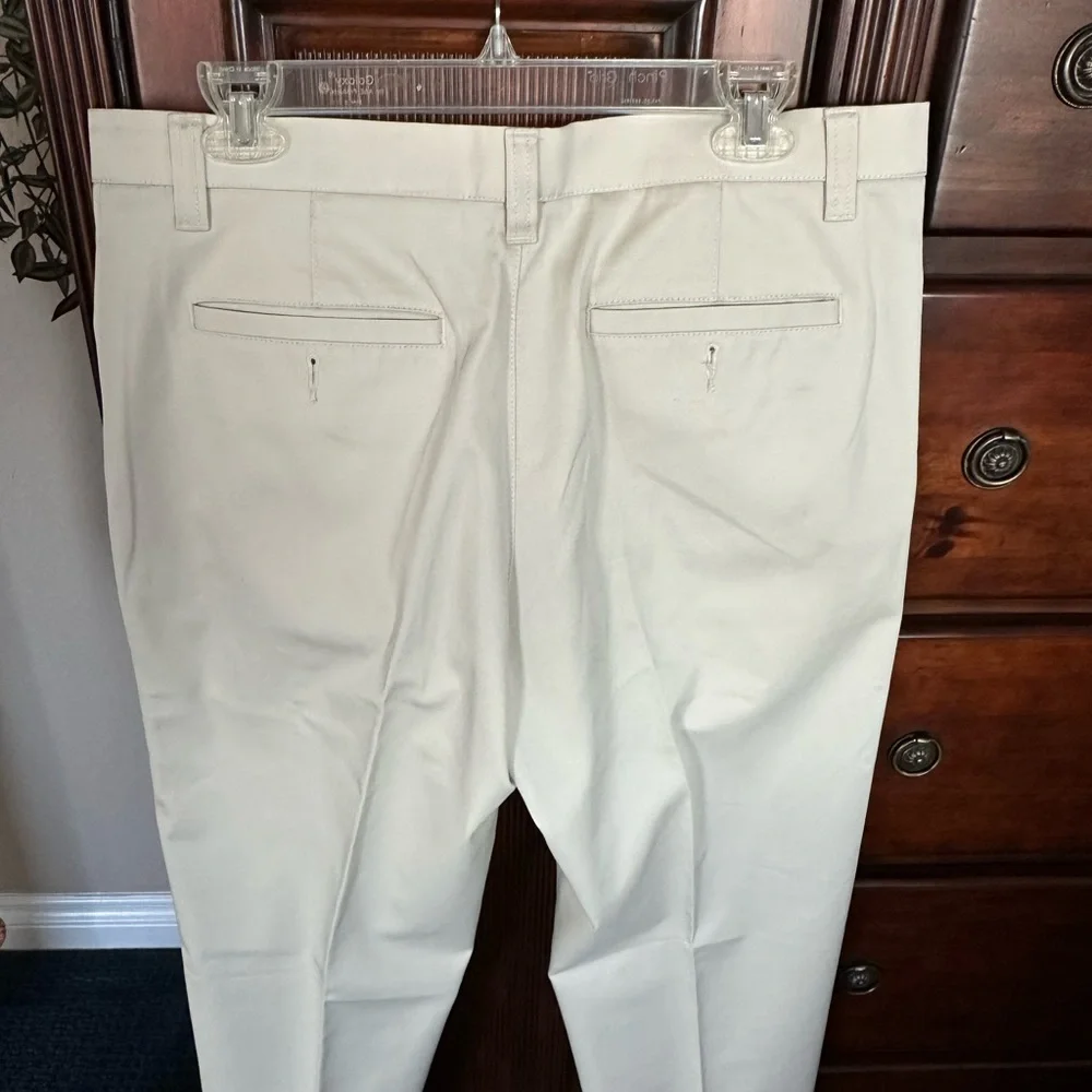 Men’s Cherokee Creme/Beige Pants - 34” waist x 32” length. - Picture 2 of 7